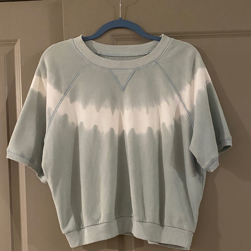 American Eagle Short Sleeve Tie-Dye Crewneck Sweatshirt